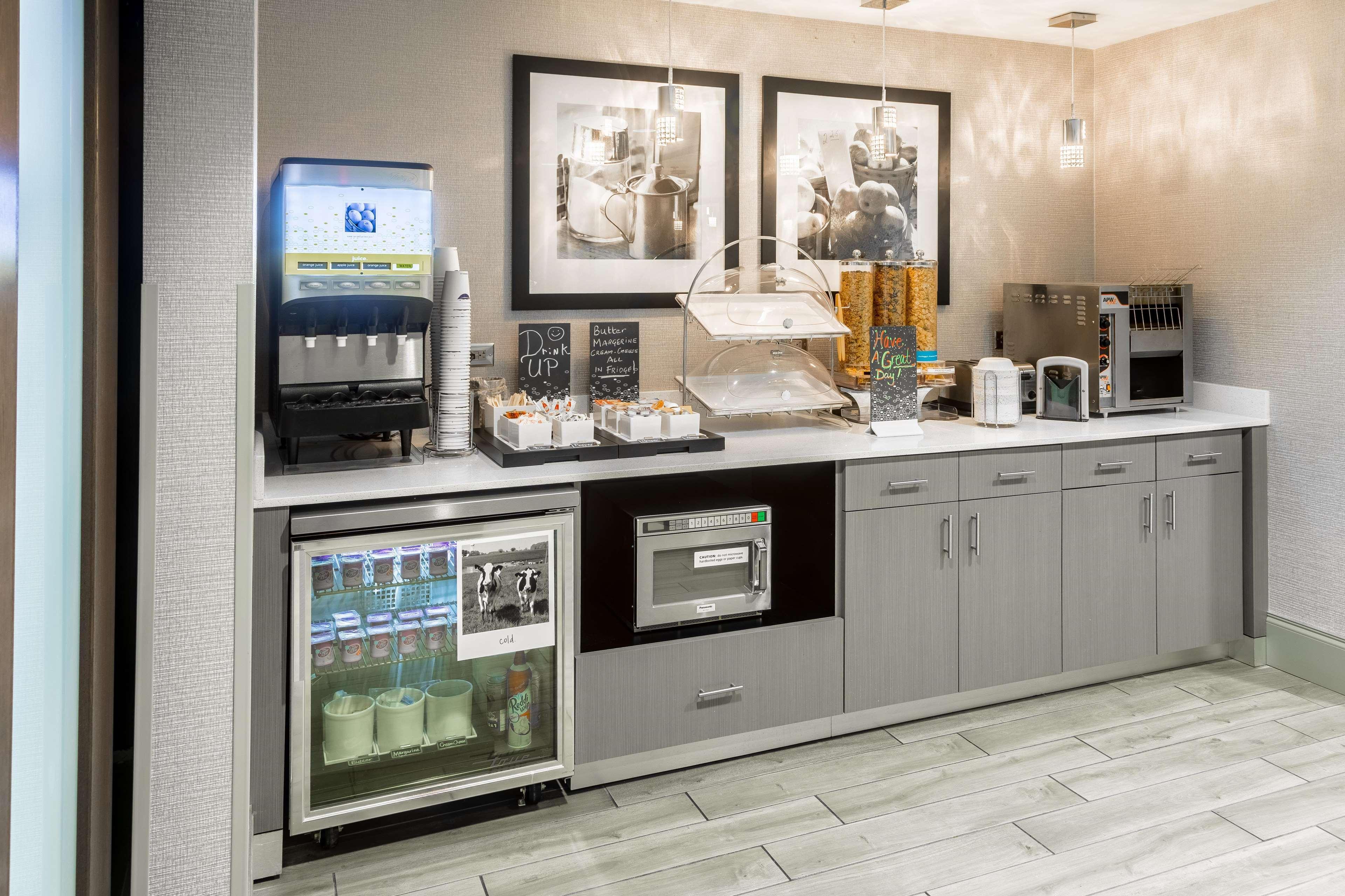 Hampton Inn & Suites Dublin Εξωτερικό φωτογραφία